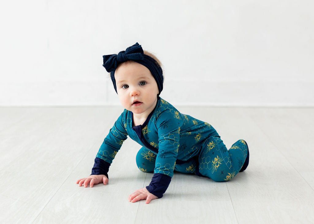 Bees - Long Sleeve Zipper Sleep Romper